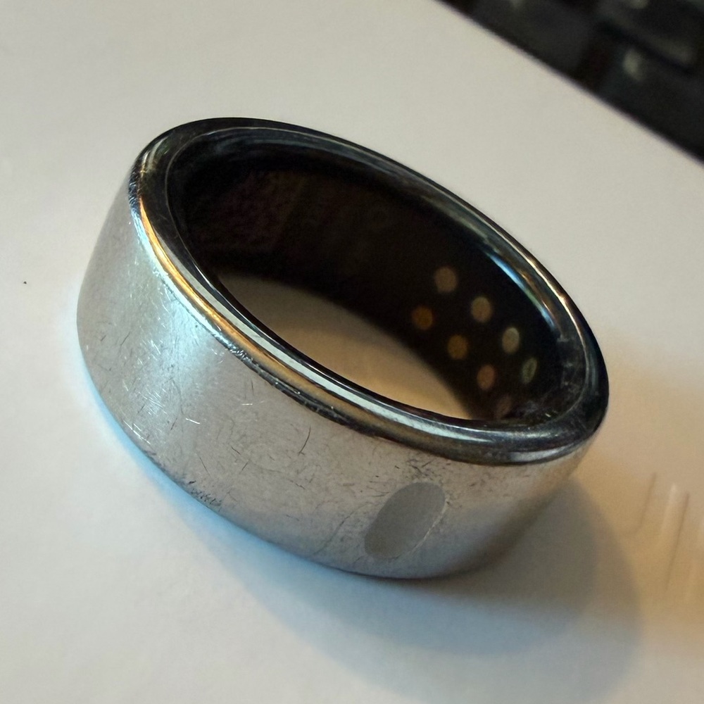 Oura Silver Gen 3 Ring Size 8